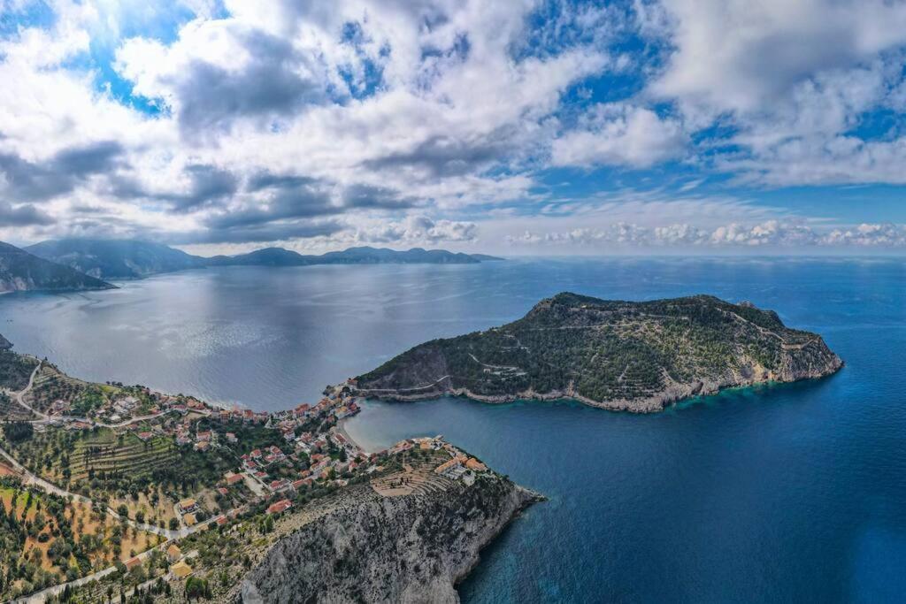 House Of Hapiness In Assos Appartement